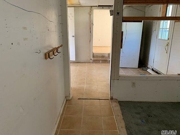 3rd image of 74 Highview Dr