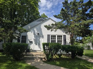 2047 Beverly Pl, South Bend, IN 46616