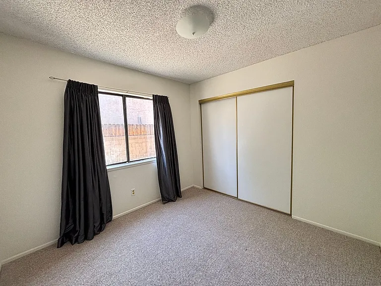 43658 Rogier St — Photo 21