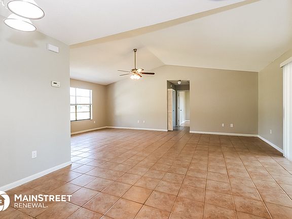 5th image of 253 SW Tulip Blvd