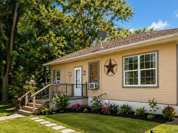 418 N Bunert St, Corsicana, TX 75110