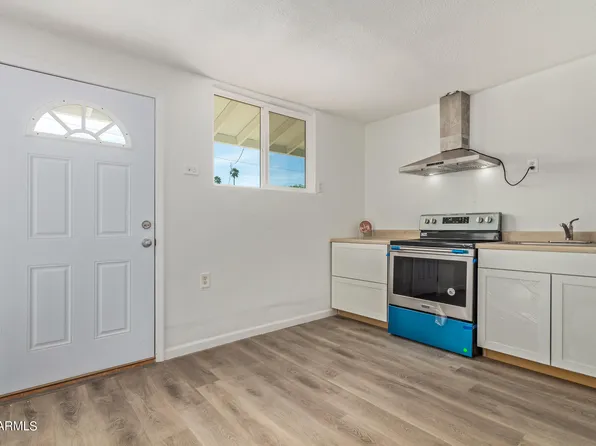 275 N EXETER Street, Chandler, AZ 85225