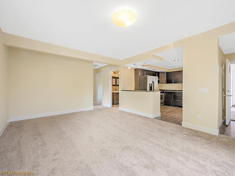 1327 SE 182nd Ave #B — Photo 7