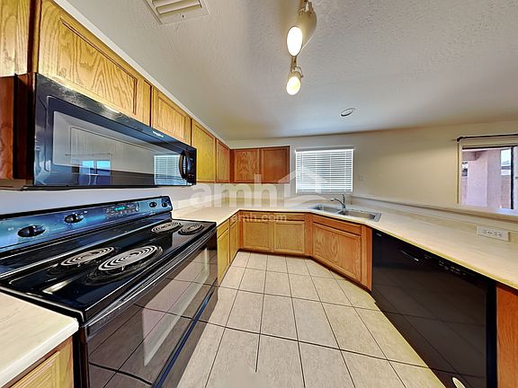 3rd image of 11818 W Altadena Ave