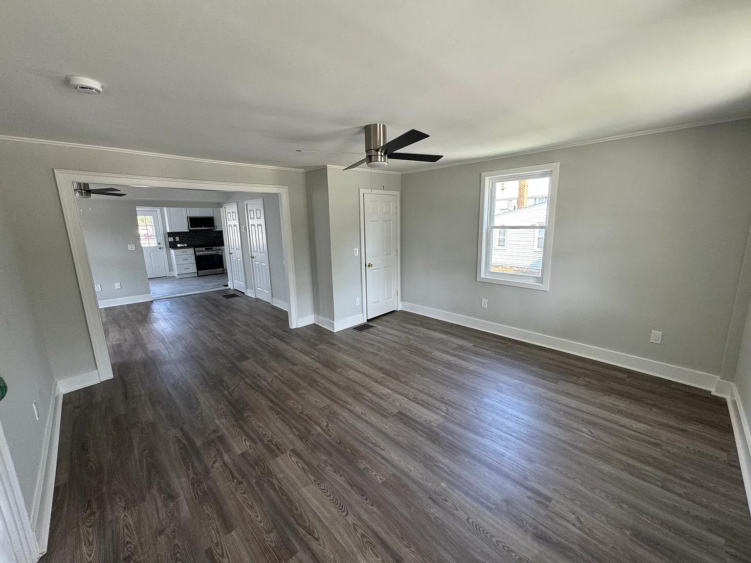 2 bed, 1500 sqft, $3,100 — Photo 3