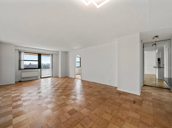 7855 Blvd East image 9 of 22