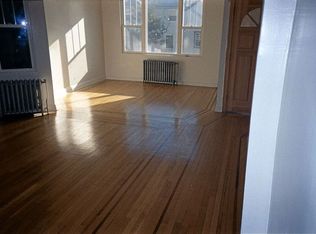 410 4th St, Union City, NJ 07087
