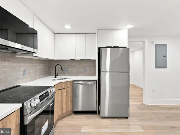 3206 Dauphin St, Philadelphia, PA