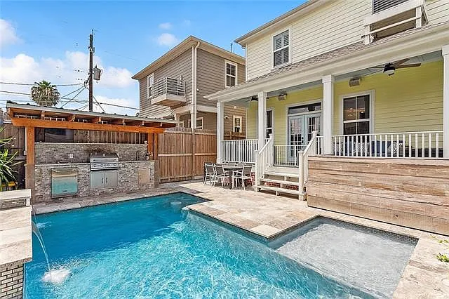 3 bed, 2.5 bath, 2213 sqft, $4,500 — Photo 2