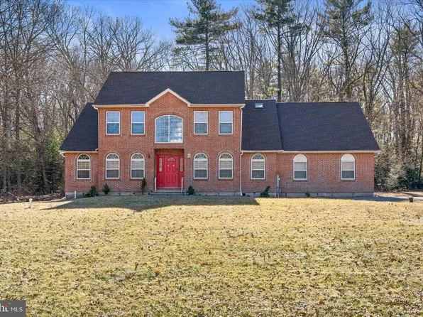 256 Center Rd, Stroudsburg, PA 18360