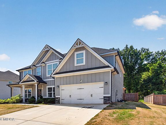3rd image of 4343 Cornwall Dr