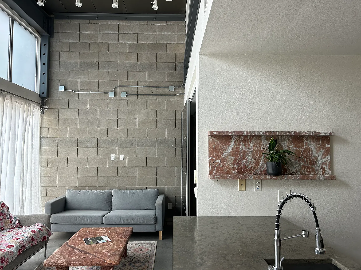 4801 S Congress Avenue — Photo 2