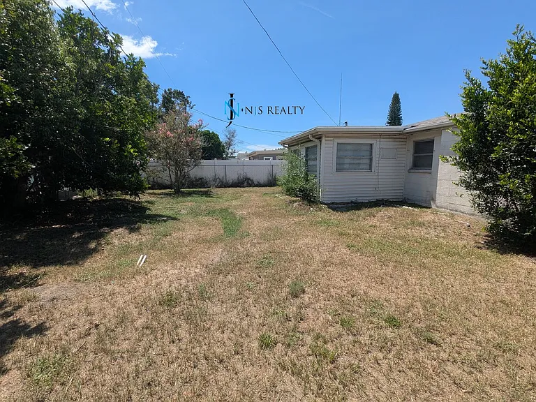 3544 Harvard Dr — Photo 16