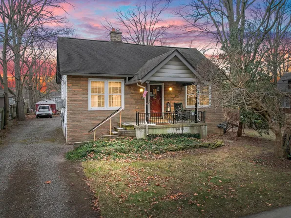 1474 Jewett Ave, Ann Arbor, MI 48104
