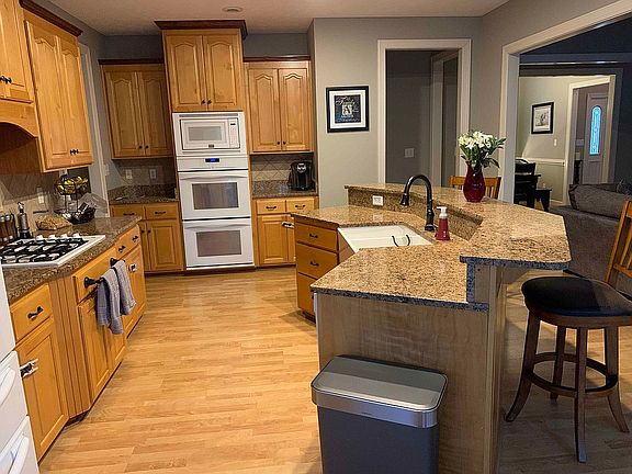 3rd image of 103 Ibis Pl