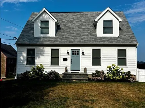 433 Wolcott Ave, Middletown, RI 02842