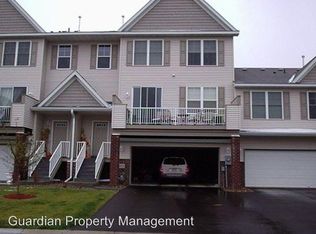20711 Hampshire Cir, Lakeville, MN 55044