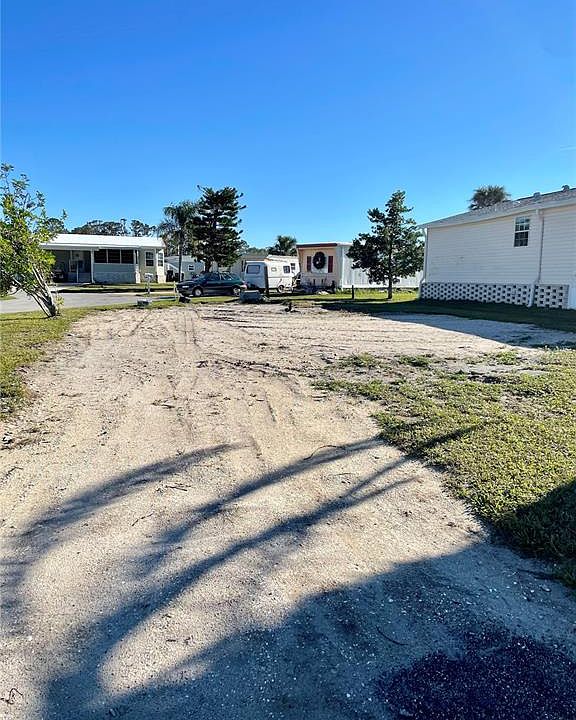 2nd image of 5501 Holiday Park Blvd