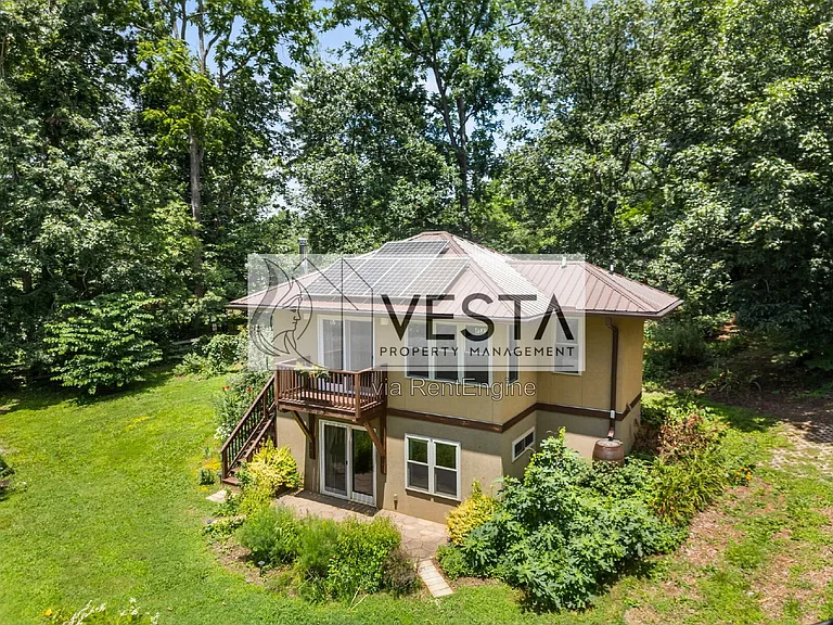 10 Wellspring Ln — Photo 19