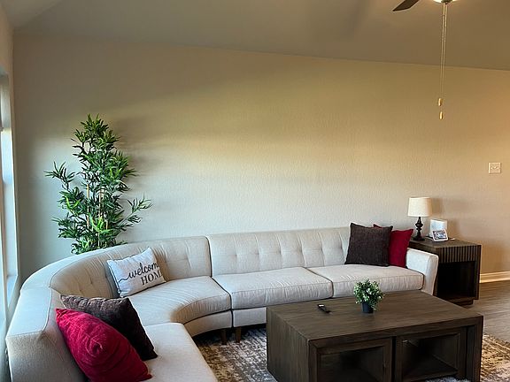 4th image of 634 Wild Olive Way #A