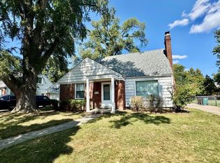 13688 Vernon St, Oak Park, MI 48237