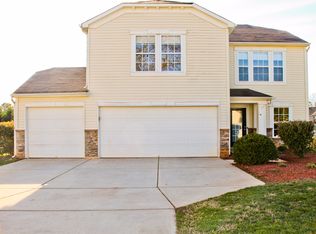 128 Longlea Dr, Clover, SC 29710