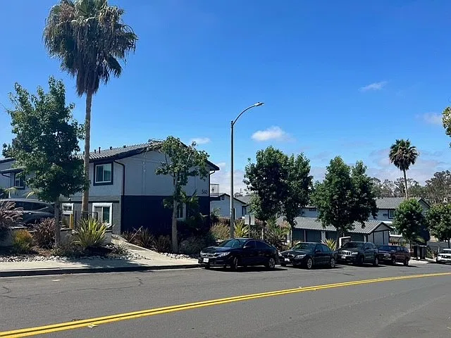 Vista Terrace — Photo 3