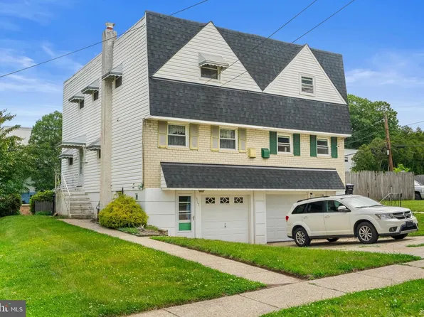517 Glen Valley Dr, Norristown, PA 19401