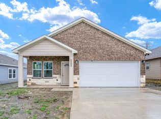 3303 Pickett St, Greenville, TX 75401