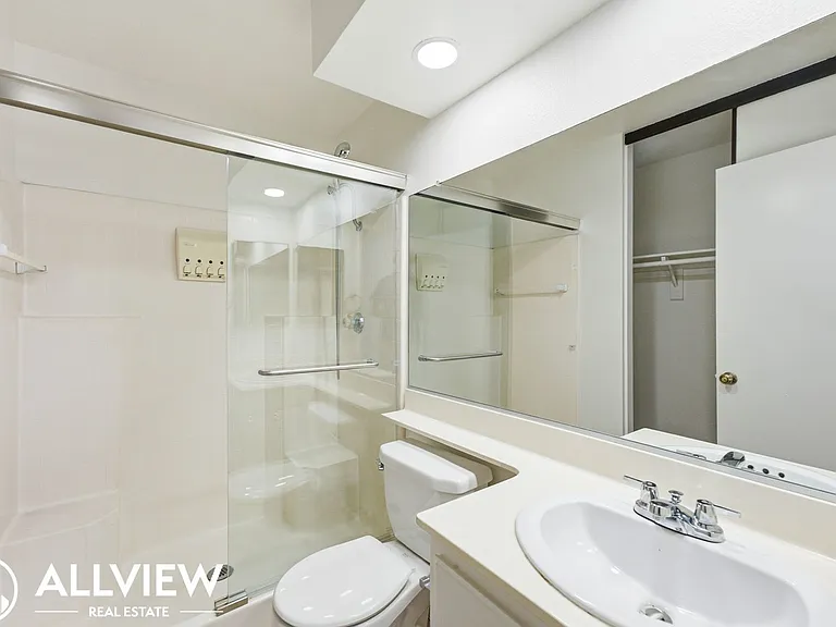 2055 W Lafayette Dr — Photo 21