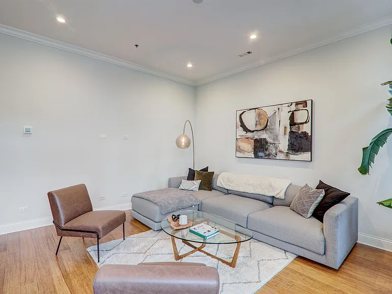 Ashland Place — Photo 22