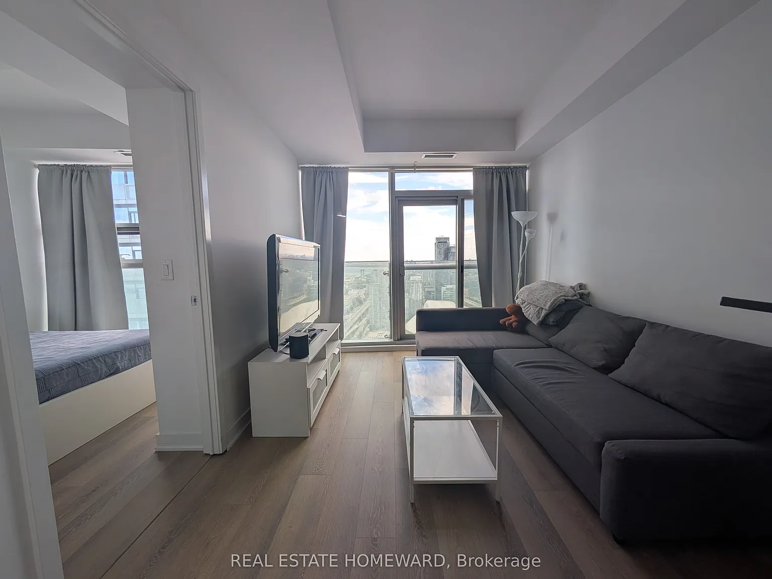 1 bed, $2,200 — Photo 2