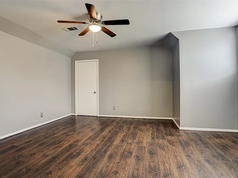 9631 Fairdale Ln — Photo 17
