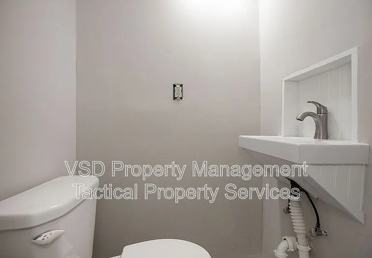 9911 Olivet Ave #1 — Photo 2