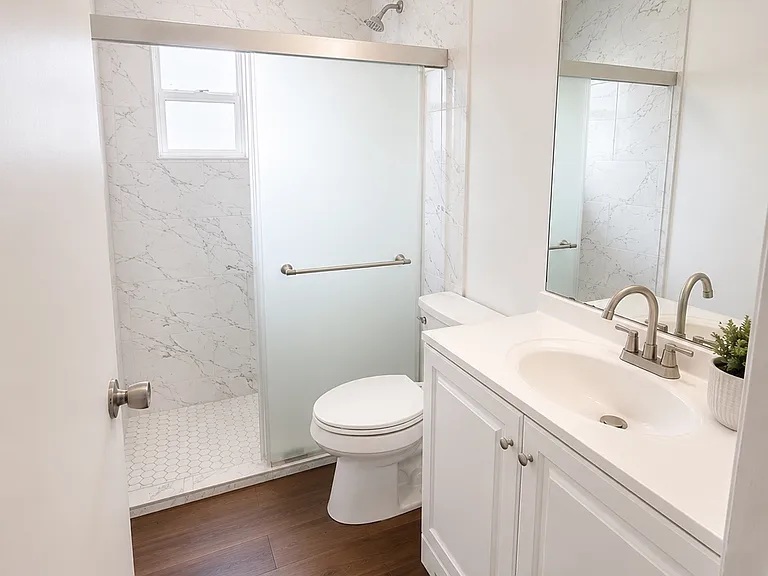 138 Gordon Ave S — Photo 4