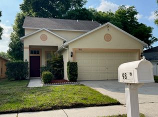 9818 Morris Glen Way, Temple Terrace, FL 33637