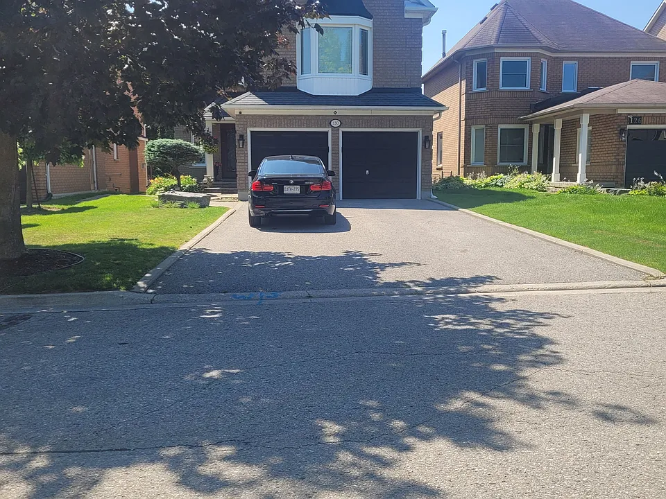 130 Widdifield Ave