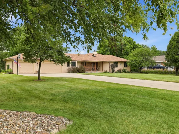 8356 NW 28th St, Ankeny, IA 50023