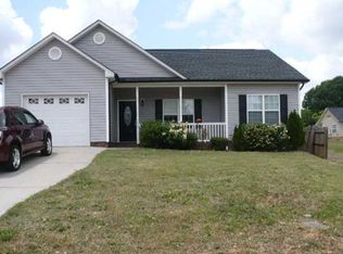 1635 Chapman Ave, Kannapolis, NC 28081