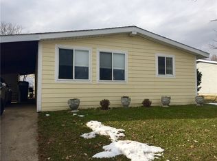 42 Fountain Lake Dr, Greenfield, IN