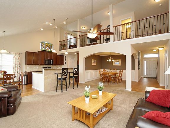 5th image of 5036 Luna Ct