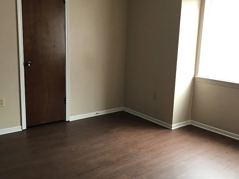 8845 Gsri Ave — Photo 9