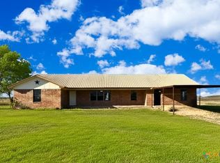 417 Lcr 318, Mart, TX 76664