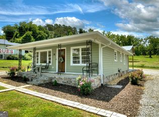31 Willow St, Ellijay, GA 30540