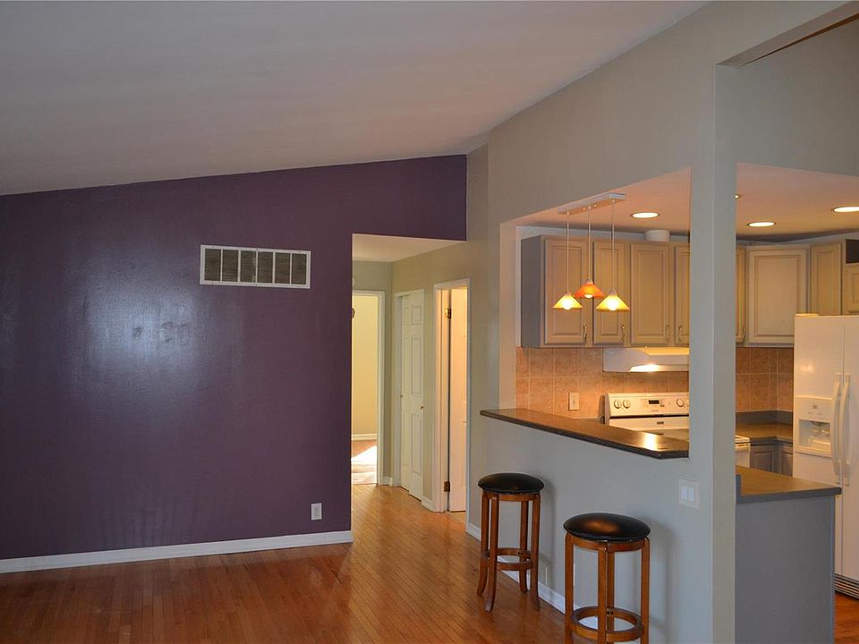 1st image of 10407 Briarbend Dr APT 8