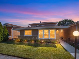 12901 S Carpenter St, Calumet Park, IL 60827