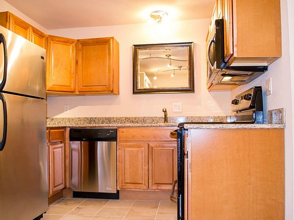 3rd image of 6448 138th Ave NE APT 407