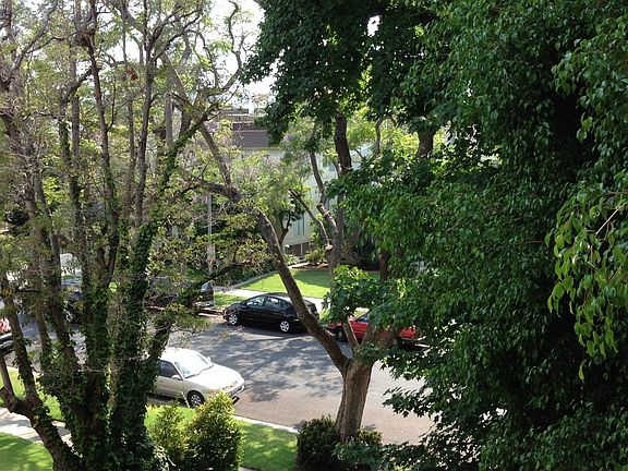2nd image of 350 N Oakhurst Dr