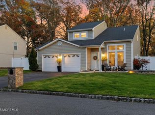 27 Sweet Gum Rd, Howell, NJ 07731