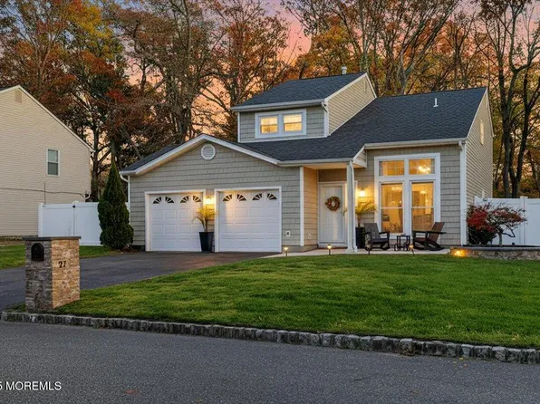 27 Sweet Gum Road, Howell, NJ 07731